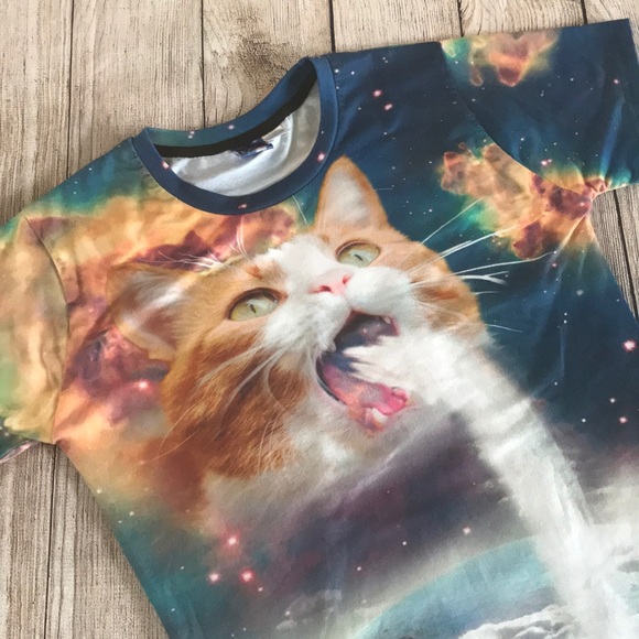 1991 inc Tops - Cat Universe Graphic T Shirt 1991 inc Mr & Miss L